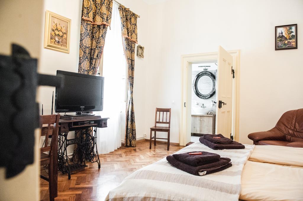 Brukenthal Central Apartments Sibiu Esterno foto