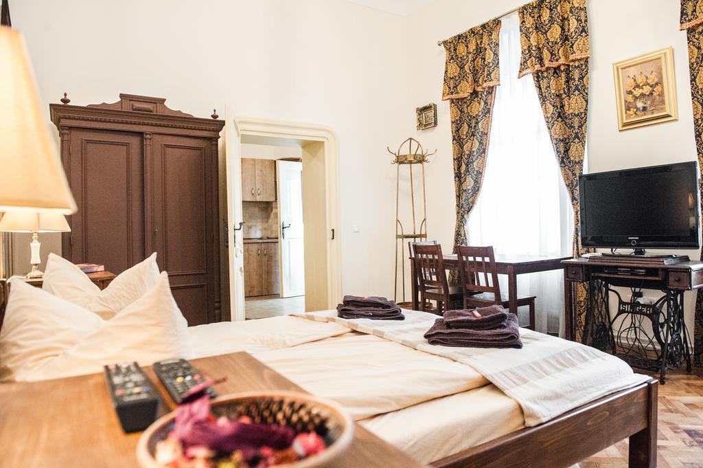 Brukenthal Central Apartments Sibiu Esterno foto